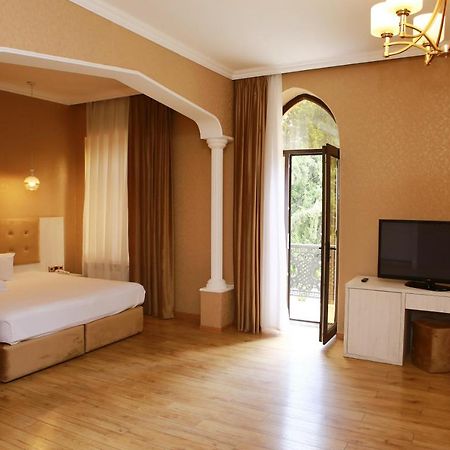 Deluxe Hotel ギャンジャ エクステリア 写真