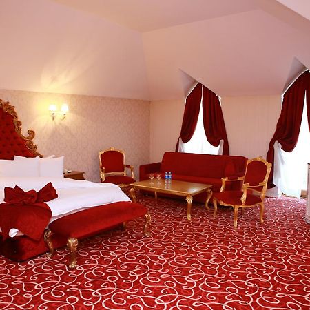 Deluxe Hotel ギャンジャ エクステリア 写真