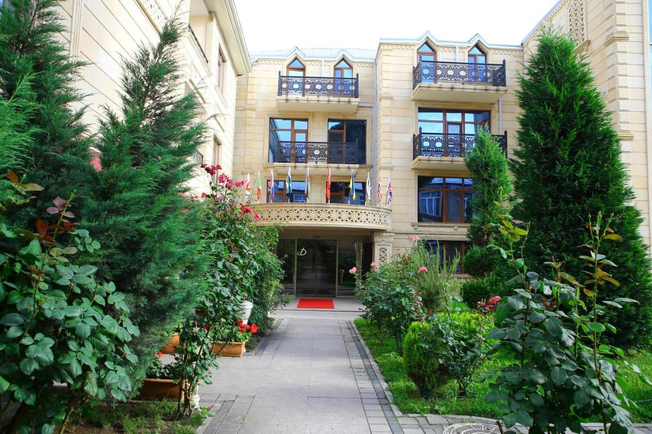 Deluxe Hotel ギャンジャ エクステリア 写真