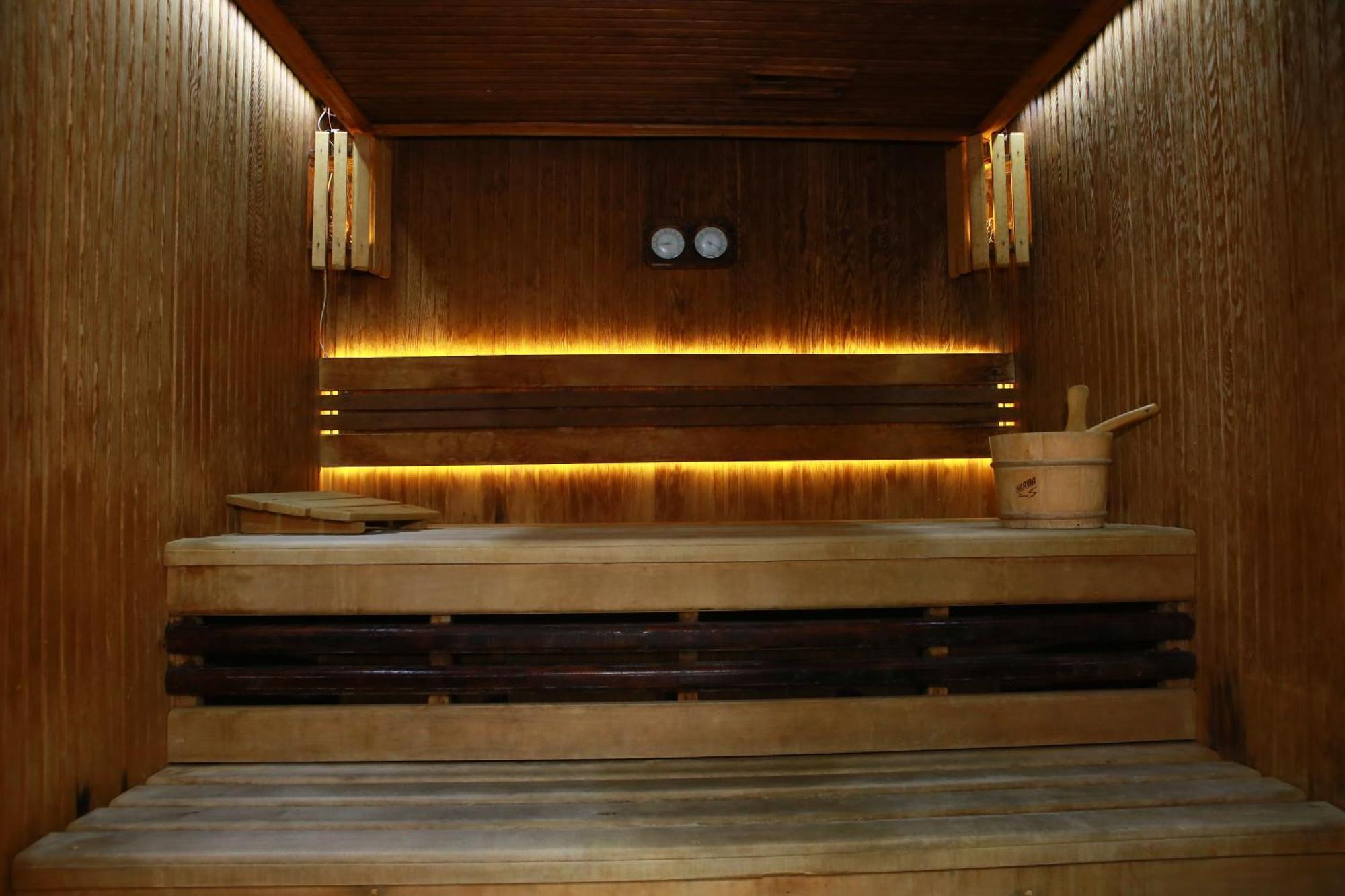 Deluxe Hotel ギャンジャ エクステリア 写真