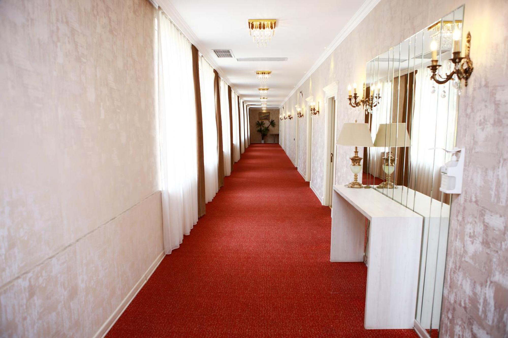 Deluxe Hotel ギャンジャ エクステリア 写真