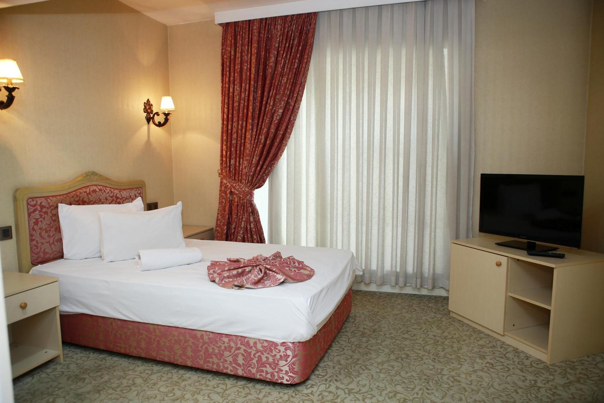 Deluxe Hotel ギャンジャ エクステリア 写真